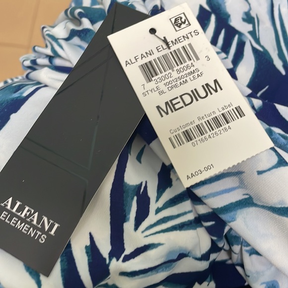 Alfani Blue and White Fern Print Swing Top - Picture 7 of 8